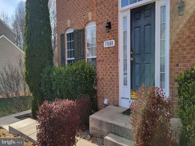 /international/us/17680-avenel-lane-dumfries-va-110108475524/
