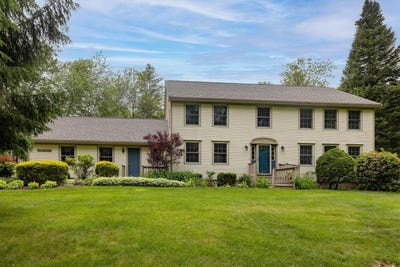/international/us/365-fw-hartford-drive-portsmouth-nh-110100312773/