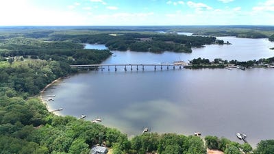 /international/us/wicomico-drive-lot-15-burgess-va-110107667692/