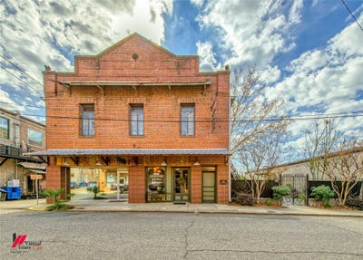 /international/us/105-pearl-street-minden-la-110107228587/