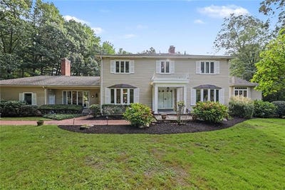 /international/us/88-varnum-drive-warwick-ri-110110191952/