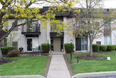 /international/us/8557-n-akins-road-north-royalton-oh-110107879452/