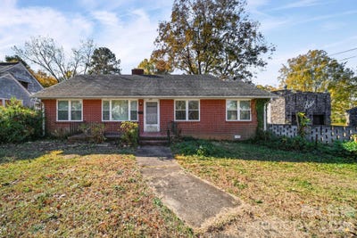 /international/us/953-fairmont-avenue-salisbury-nc-110103508895/