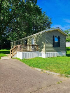 /international/us/3700-28th-st-sioux-city-ia-110100973022/