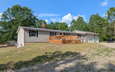 /international/us/17122-kent-avenue-morley-mi-110100320692/