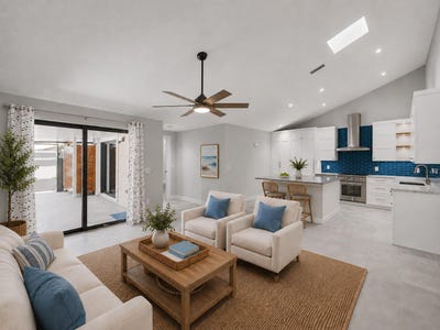 /international/us/5385-eagle-lake-drive-palm-beach-gardens-fl-110108948190/