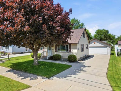 /international/us/311-w-ives-street-marshfield-wi-110108396141/
