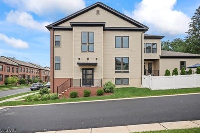 /international/us/15-e-hartwick-dr-montgomery-twp-nj-110100511268/