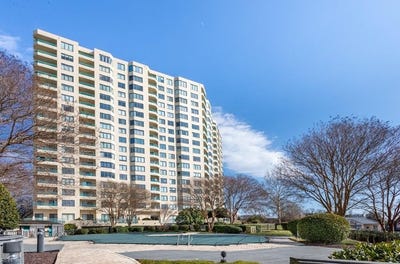 /international/us/7501-river-road-newport-news-va-110106801529/