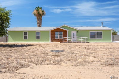 /international/us/3716-e-county-18-st-yuma-az-110108447668/