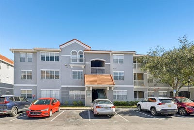 /international/us/18001-richmond-place-drive-tampa-fl-110105037343/