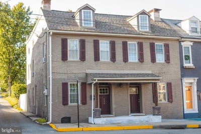 /international/us/130-e-market-street-marietta-pa-110108613176/