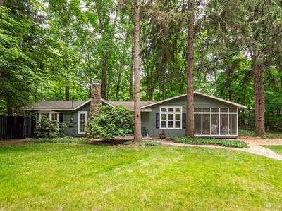 /international/us/6670-ravenswood-avenue-sawyer-mi-110100316577/