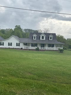 /international/us/30-mcwhorter-road-manchester-ky-110091788735/