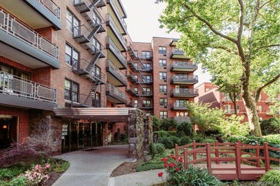 /international/us/87-10-51st-avenue-elmhurst-ny-110108695754/