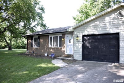 /international/us/3227-clarendon-drive-springfield-il-110100516004/