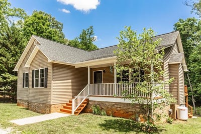 /international/us/316-tower-hill-road-appomattox-va-110108774231/