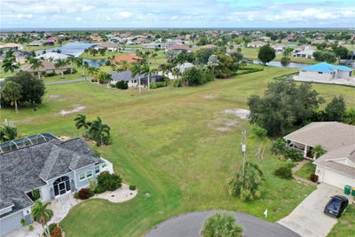 /international/us/17383-malarky-lane-punta-gorda-fl-110120899448/