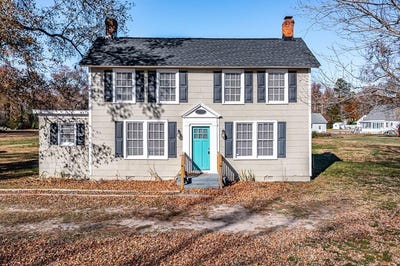 /international/us/4230-irvington-road-irvington-va-110103646993/