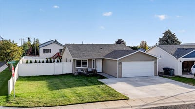 /international/us/736-e-carrie-dr-medical-lake-wa-110119955750/