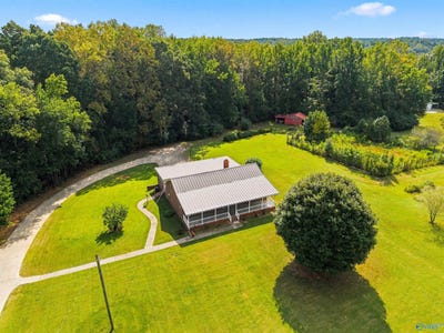 /international/us/543-county-road-538-rogersville-al-110110199468/