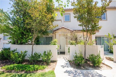 /international/us/25725-armstrong-circle-stevenson-ranch-ca-110108582542/