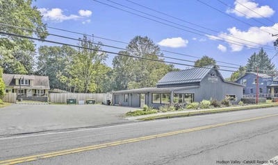 /international/us/3603-3611-main-street-stone-ridge-ny-110102801674/