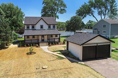 /international/us/2303-fairview-avenue-johnsburg-il-110098152784/