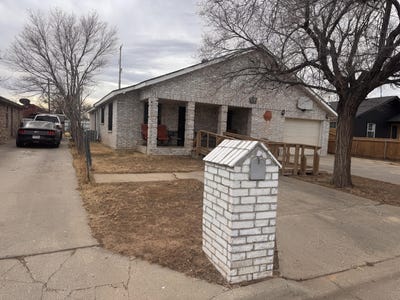 /international/us/1306-se-11th-avenue-amarillo-tx-110104975553/