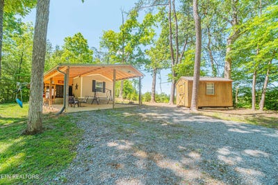 /international/us/129-smith-rd-maryville-tn-110108332951/