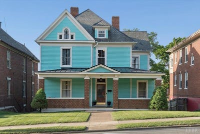 /international/us/435-sw-elm-ave-roanoke-va-110108451580/