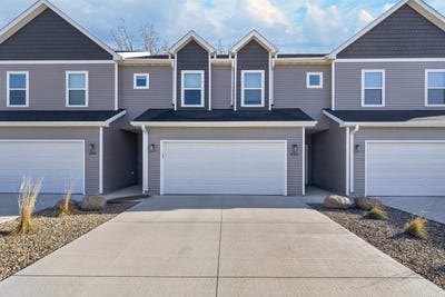 /international/us/4306-spruce-creek-cedar-falls-ia-110107210810/