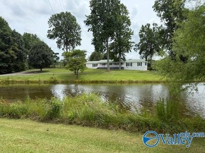 /international/us/195-kirk-road-rainsville-al-110100211976/