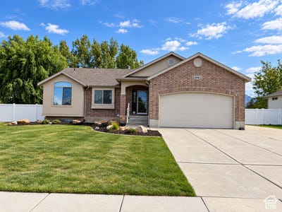 /international/us/3536-n-3000-w-farr-west-ut-110110351214/