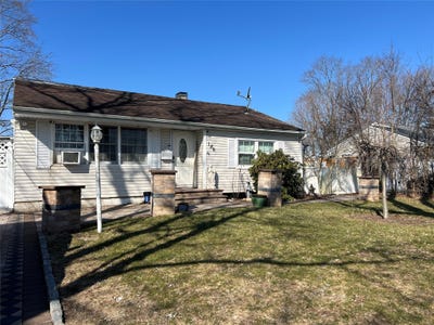 /international/us/186-westwood-drive-brentwood-ny-110098093070/