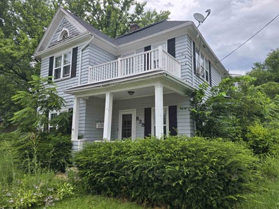 /international/us/838-prairie-avenue-janesville-wi-110101297635/?lang=en