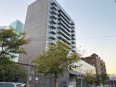 /international/us/41-62-bowne-street-flushing-ny-110107172993/