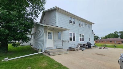 /international/us/104-5th-avenue-s-wahpeton-nd-110107988539/