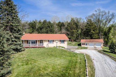 /international/us/1982-melody-oaks-trail-missouri-valley-ia-110107542781/