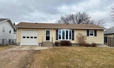 /international/us/12-s-illinois-street-aberdeen-sd-110106615332/