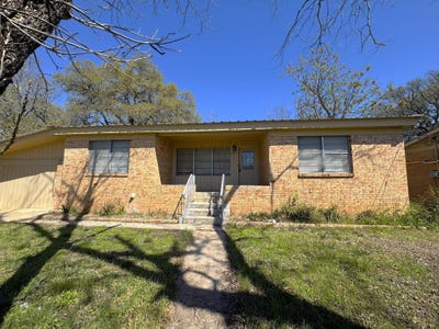/international/us/807-n-w-burnet-tx-110106470601/