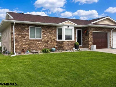 /international/us/4109-avenue-g-scottsbluff-ne-110107832095/