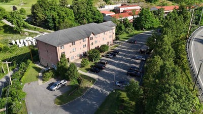 /international/us/10-west-run-road-morgantown-wv-110108934333/