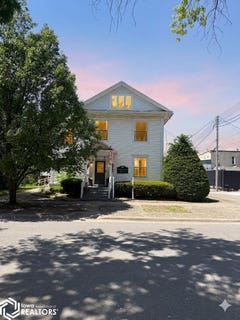 /international/us/214-s-jefferson-street-sigourney-ia-110107851770/