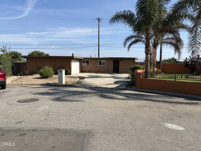 /international/us/3496-rene-street-oxnard-ca-110120003429/
