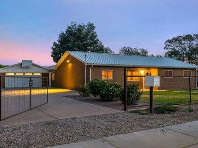 /international/us/419-appaloosa-drive-los-lunas-nm-110109231778/