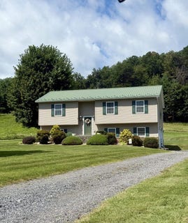 /international/us/10909-cook-town-rd-bridgewater-va-110101506479/