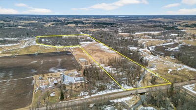 /international/us/17150-two-creek-brook-park-mn-110106257613/