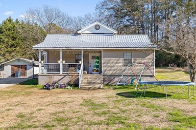 /international/us/210-wheeler-avenue-chickamauga-ga-110110365723/