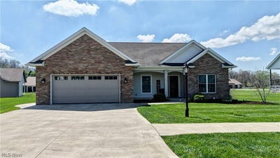/international/us/5201-falcon-drive-millersburg-oh-110107380697/